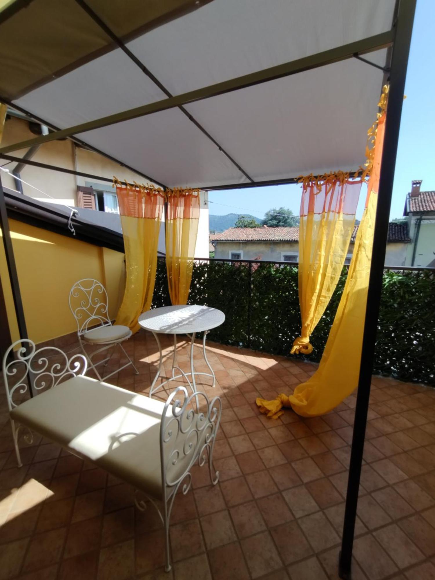 Appartement Mansarda Di Masha à Villongo SantʼAlessandro Extérieur photo